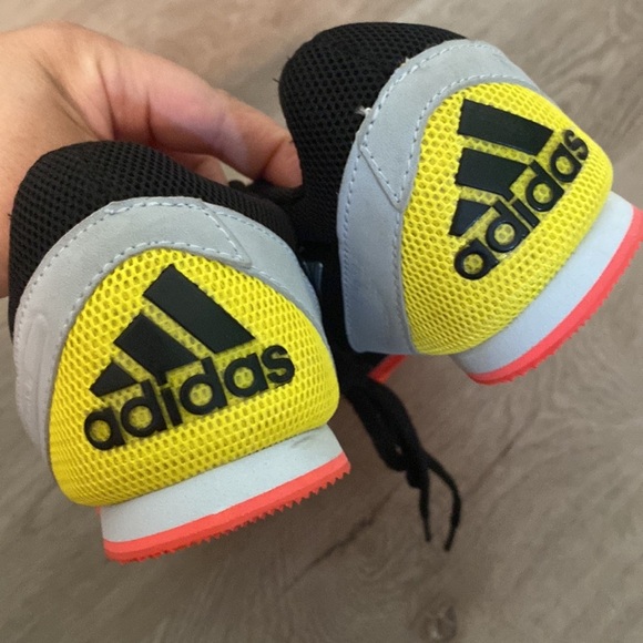 Adidas Techstar Allround Track and Field Cleats - Picture 3 of 8